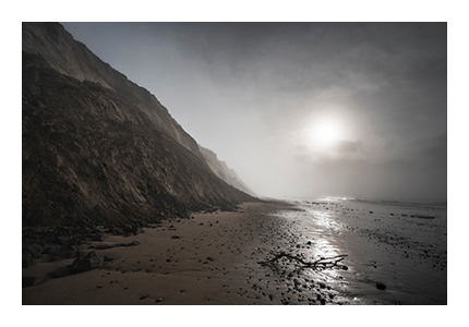 fine_art_seascape_photography_ae_2024_02_28_9451_encroaching_mist_390x260px